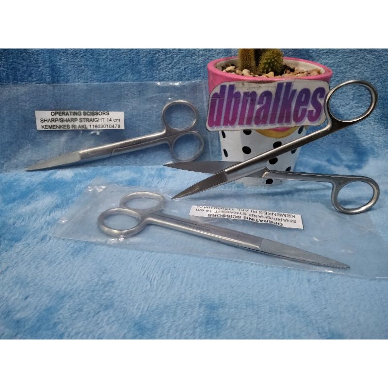 

Gunting tajam lurus/Operating scissors sharp