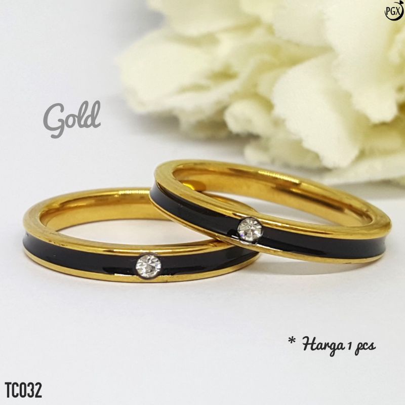 Cincin Permata Titanium Gold Silver List Hitam