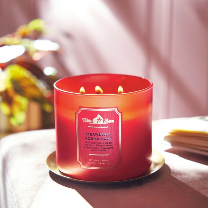 BATH AND BODY WORKS BBW STRAWBERRY POUND CAKE 3-WICK SCENTED CANDLE 411 G LILIN WANGI 3 SUMBU UKURAN BESAR PENGHARUM RUANGAN