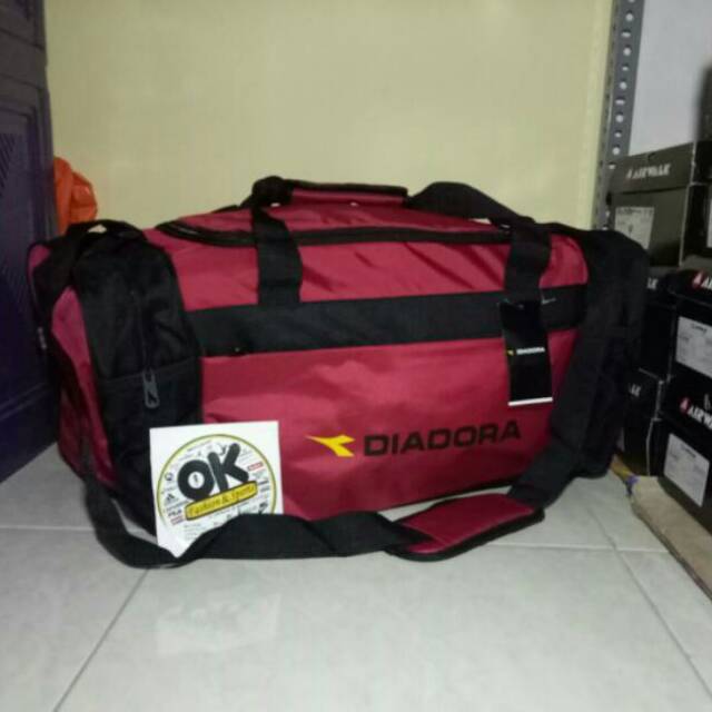 TAS TRAVEL SPORT GYM BAG DIADORA ASLI ORIGINAL TERMURAH