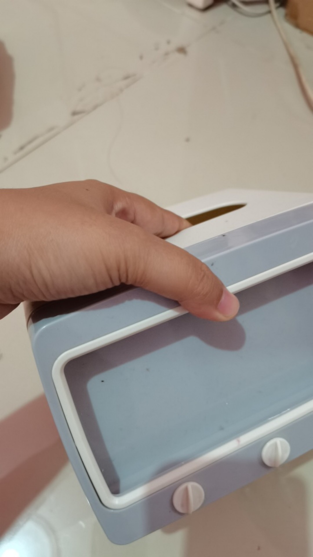 Tempat Tissue Tv Imut