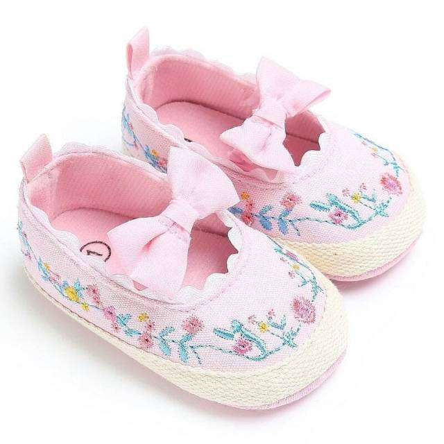 Prewalker Pink Korean Embroidery / Sepatu Sandal Bayi