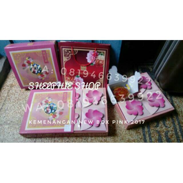 

KEMENANGAN MOONCAKE kulit putih