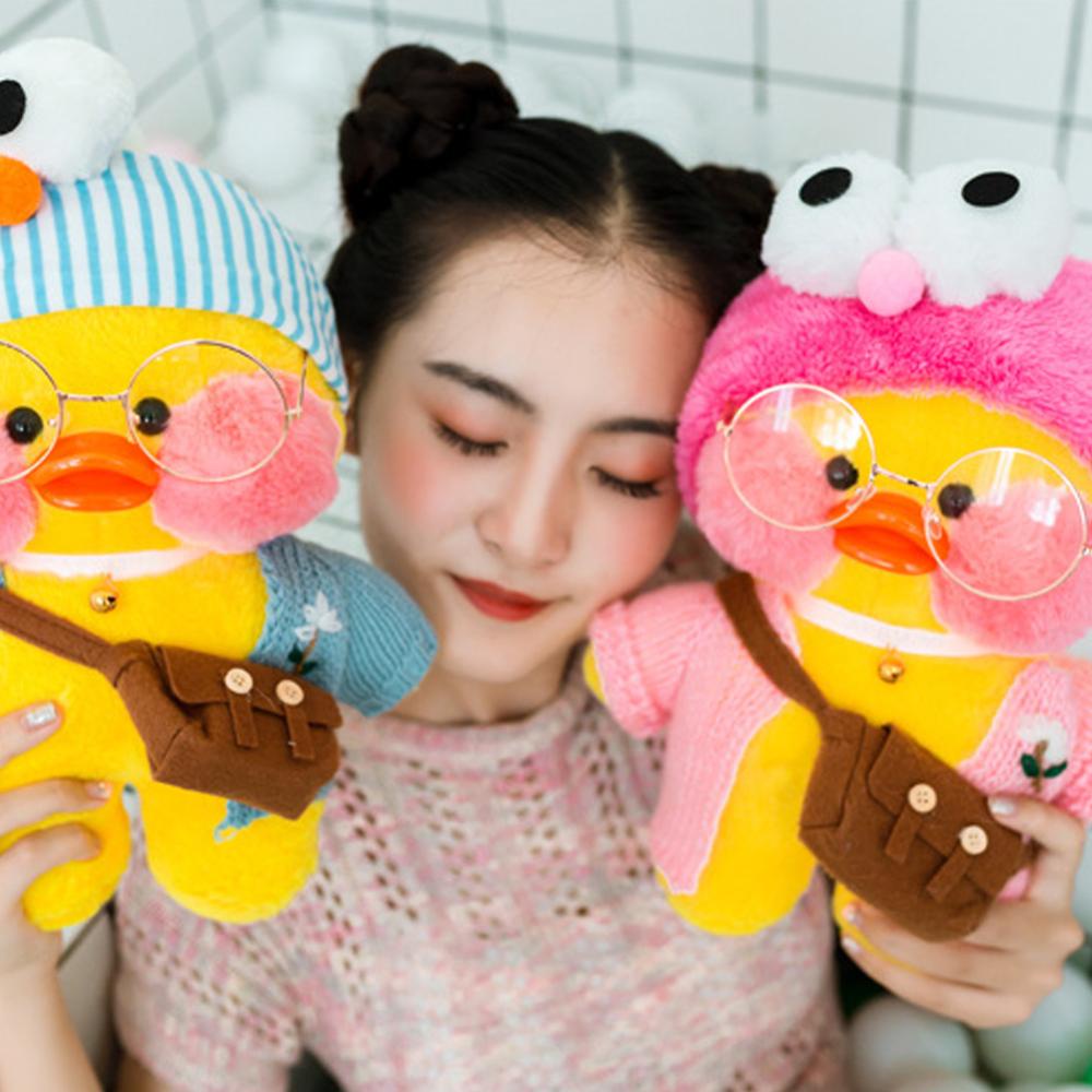 Timekey Mainan Boneka Stuffed Plush Bebek LaLafanfan 30cm Untuk Hadiah Natalulang Tahun Anak B1I4