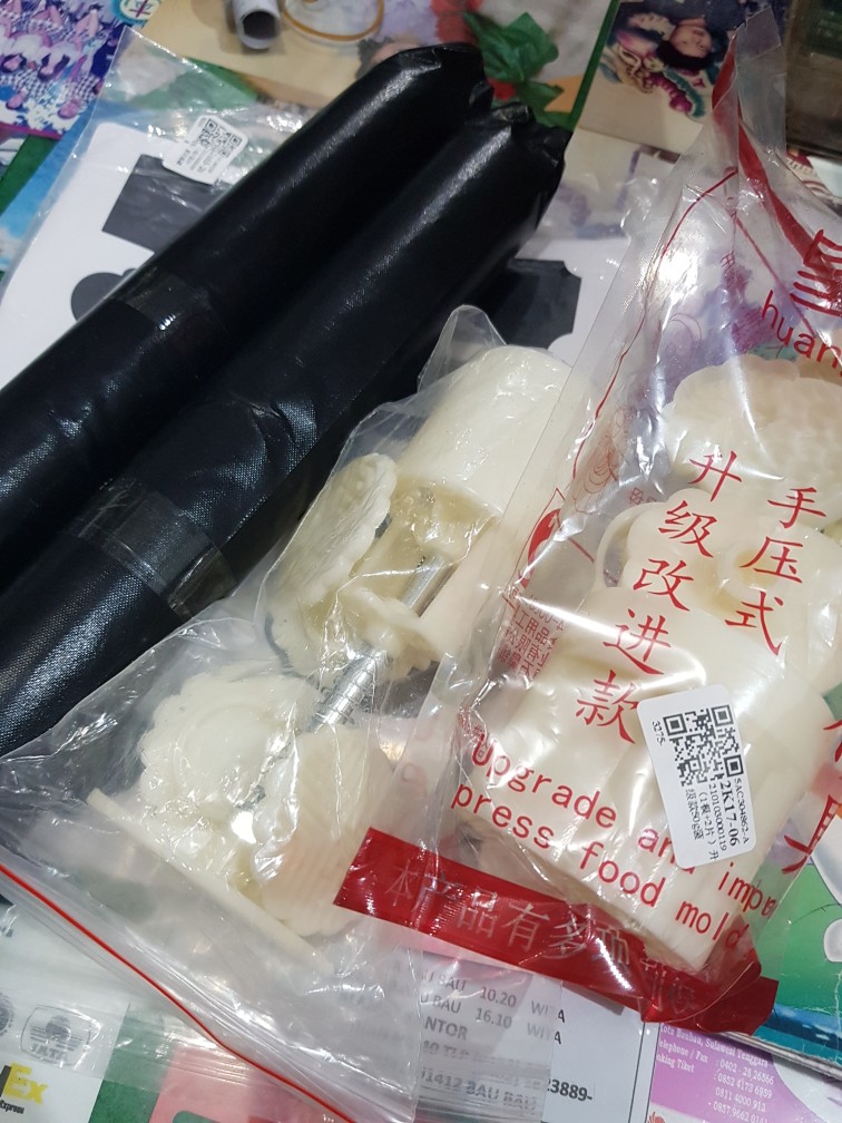 Clover Sc 4pcs Cetakan Stempel Desain Daun Semanggi 3d 50g Untuk Dekorasi Kue Bulan Diy