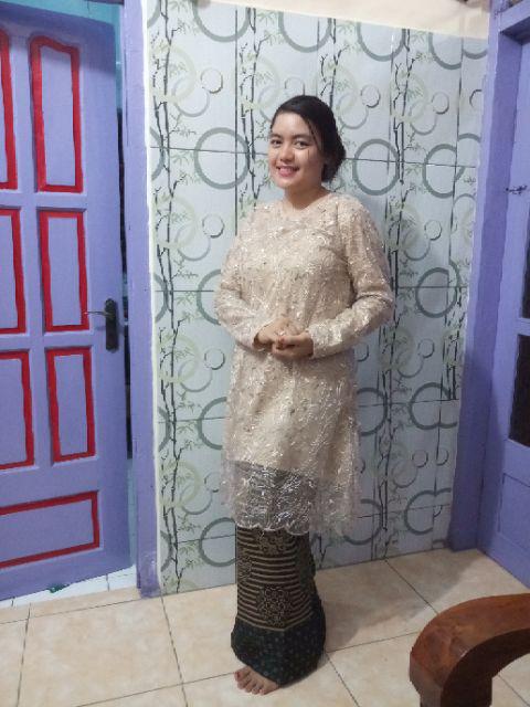 Batik Couple Kebaya Modern Brokat Shofia Tile Mutiara