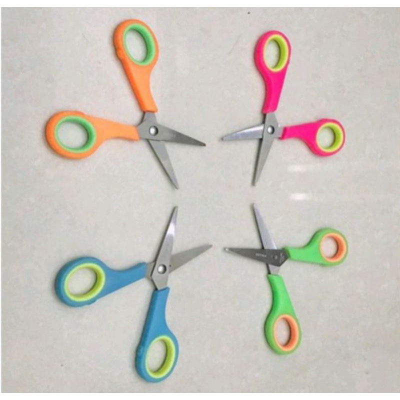 

Gunting Steinless Warna Warni