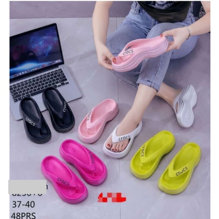 ANEKA SANDAL JELLY CROCS