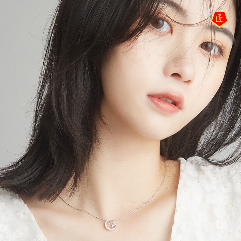 [Ready Stock]Elk Necklace Silver Female Light Luxury Minority Design Sense Simple Graceful