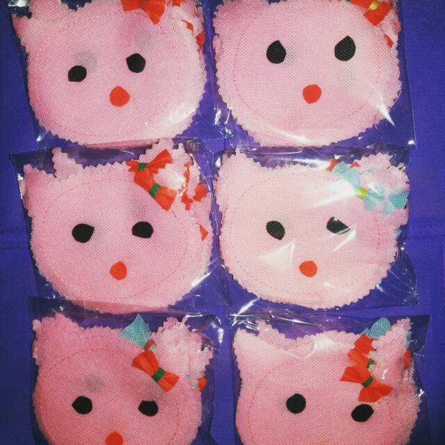 

amplop lebaran hellokitty@3250/pack