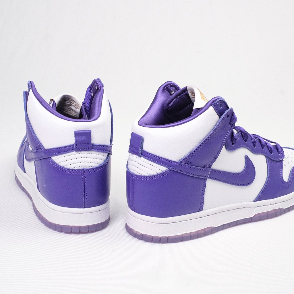 Dunk High SP Varsity Purple