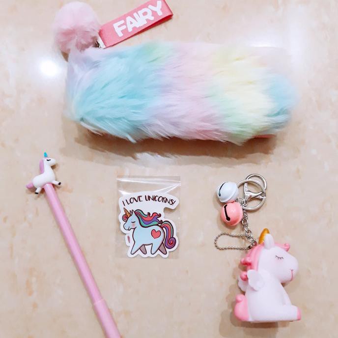 

PAKET GIFTBOX / HAMPERS / HADIAH PASTEL UNICORN 3 PACAR CEWEK