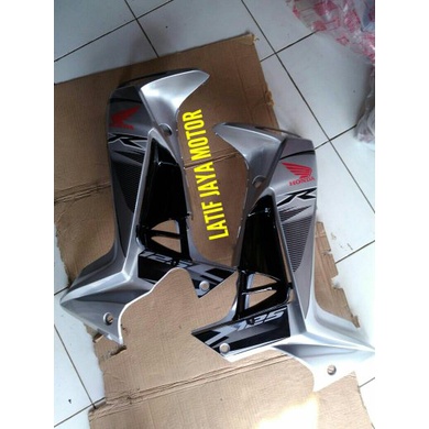 sayap supra x 125 silver