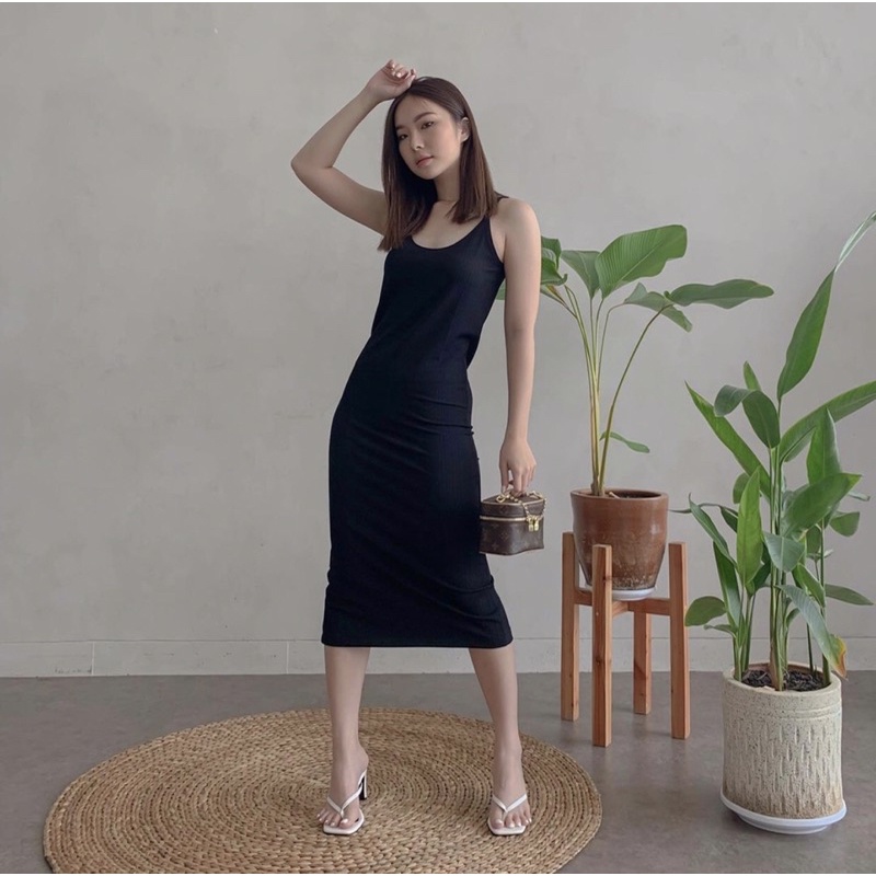 GISELLE MIDI KNIT DRESS SEXY KOREA - KADO ULTAH CEWEK