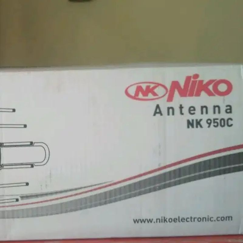 Niko Antena TV Digital Outdoor + Remote NK 950C