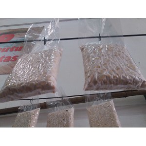 

TEMPE 500 GRAM (PRODUKSI LAPAS KELAS 1 CIPINANG