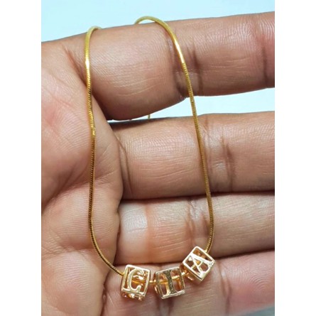 Kalung wanita kalung inisial kalung huruf kalung replika emas kalung huruf kotak