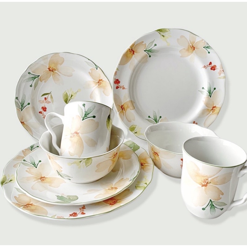 Romantic Hibiscus Dinner Set