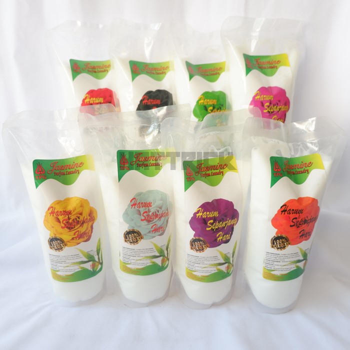 Pelicin Pewangi Pakaian Laundry Setrika Gosok 1 Liter Pouch