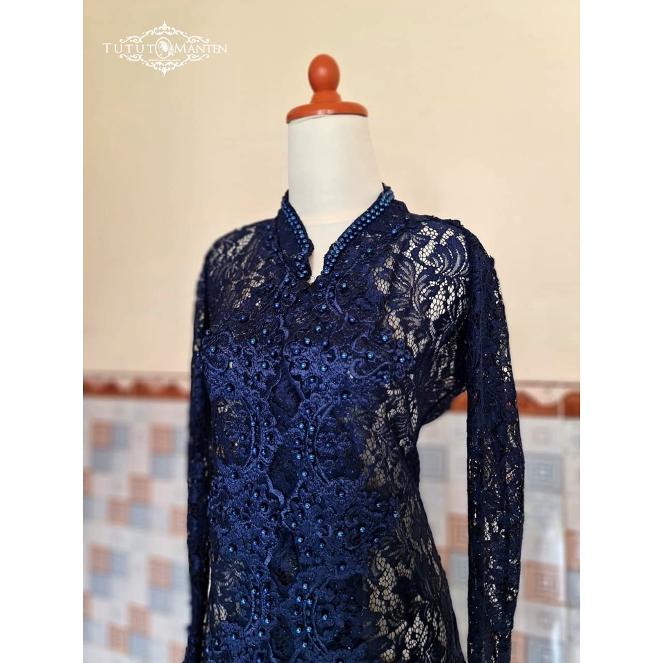 KEBAYA EKOR SHANGHAI WARNA