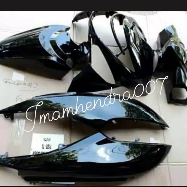 Body alus beat pop hitam