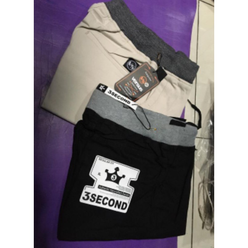 Celana 3 second pria pendek