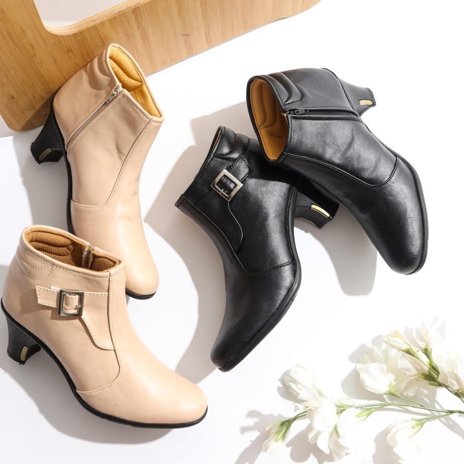 (SALE) MONTELLA - Sepatu Boots Adena