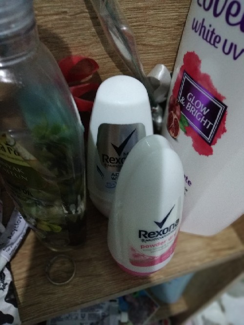 Kispray Pengharum Pakaian Reffill 300ml