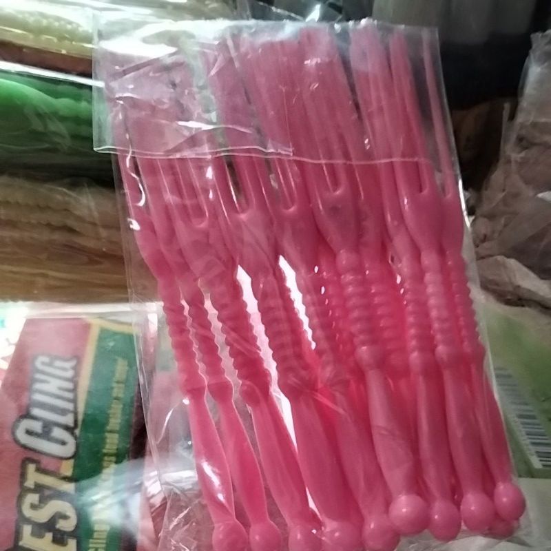 garpu plastik kecil