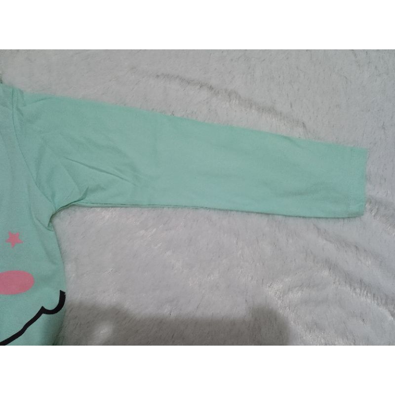 one set anak perempuan lengan panjang