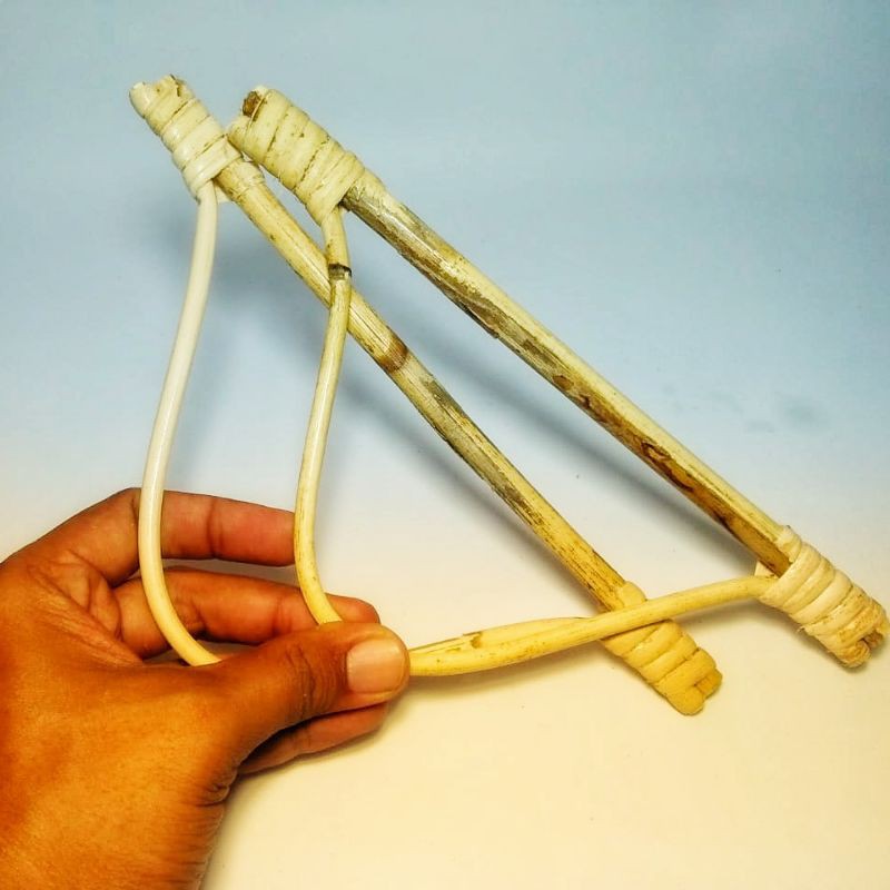 PEGANGAN TAS DARI ROTAN / biji