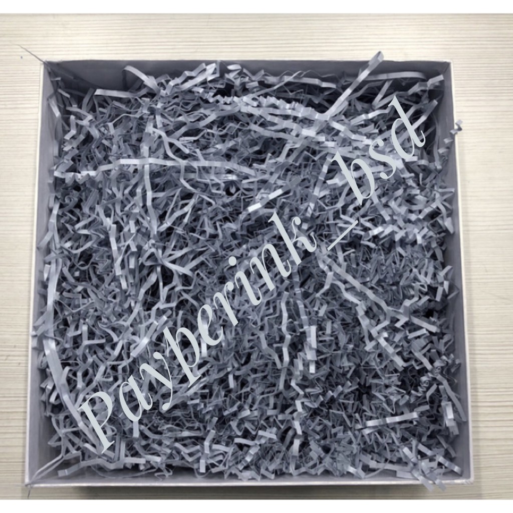 

200gr shredded paper crinkle cut/kertas potong/light purple/ ungu muda