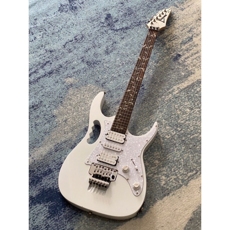 GITAR LISTRIK/ELEKTRIK MODEL IBANEZ JEM FLOWER