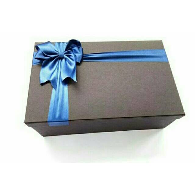 

NUYFLOWRIST Kotak kado 30×19×9,5/ box souvenir / bungkus kado / box kado