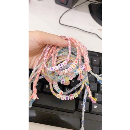 gelang kepang nama/ banyak pilihan warna / gelang tassel / gelang handmade