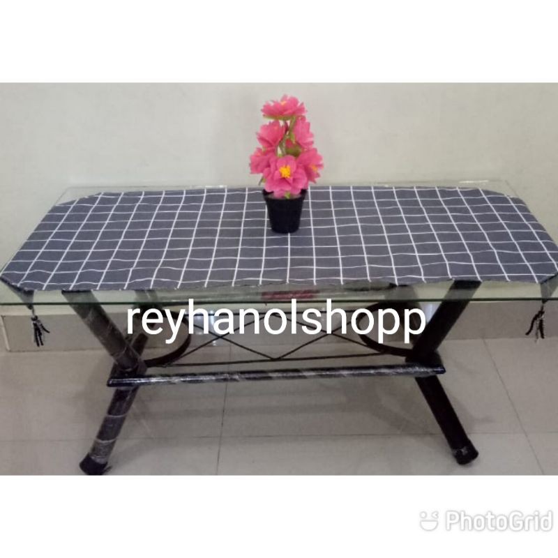 Taplak Meja / Table Runner