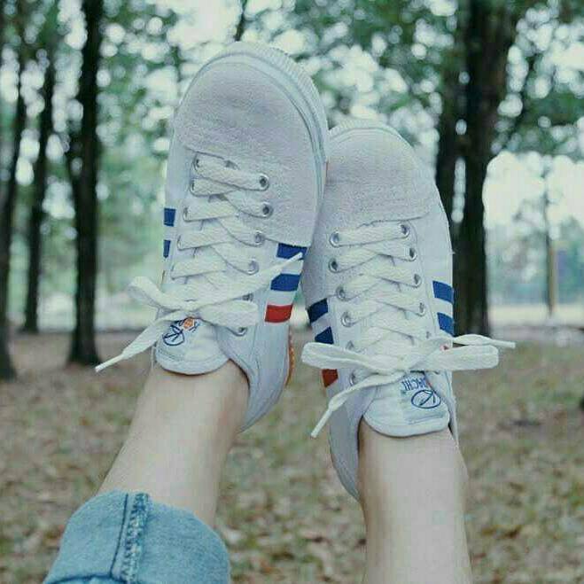 Sepatu Capung Kodachi - Putih 38