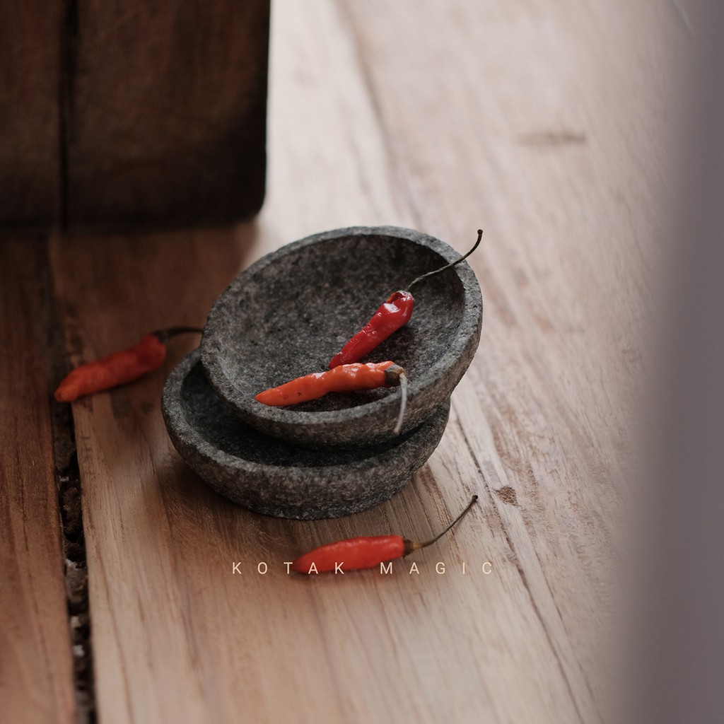 piring mangkok wadah batu cobek cuwek sambel tanpa pengulek cabe