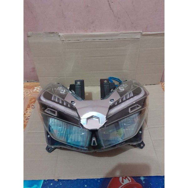 Replektor headlamp lampu depan Vario 125 led vario 150 led new original copotan