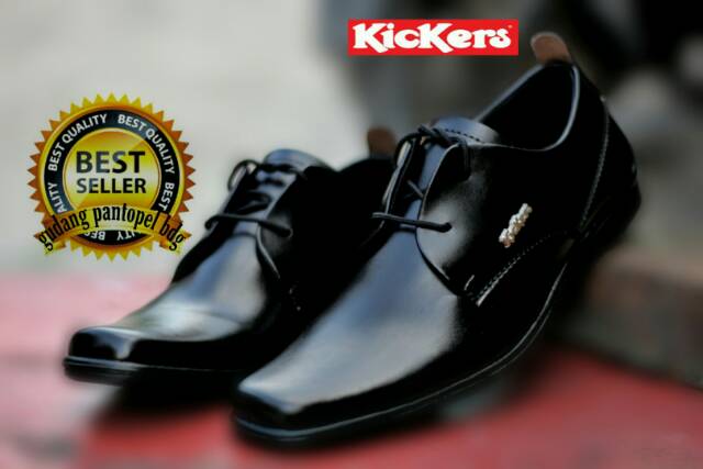 SepatuPantofel Kerja Pria Formal Hitam Kickers Kasual Trendy Oxfroad Murah Berkualitas