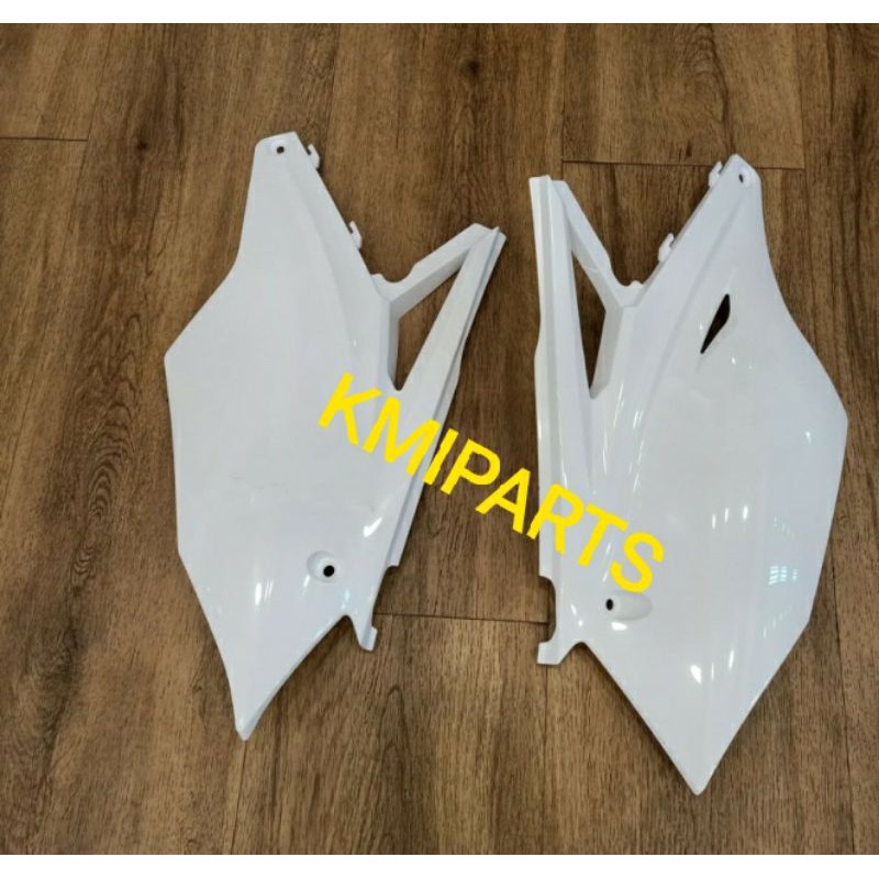 BODY BELAKANG KIRI & KANAN (PUTIH) KX 250 2017 SAMPAI 2019 KAWASAKI