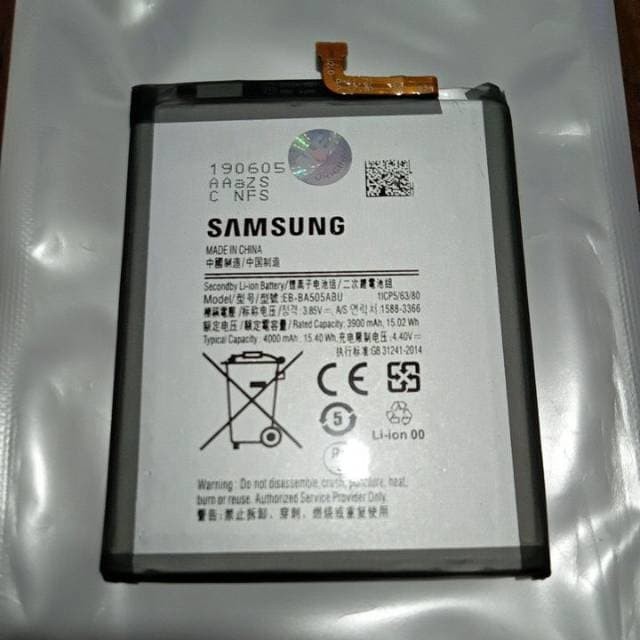 Battery Batre Baterai Samsung A20