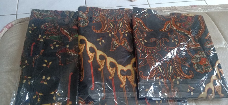 Batik Couple Keluarga Sania Ruffle Ori Ndoro Jowi Dnt Motif Kupu Sogan