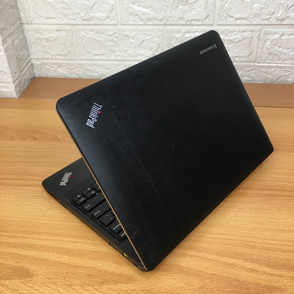 Laptop Lenovo ThinkPad Edge E130 Core i5 RAM 4GB HDD 320GB