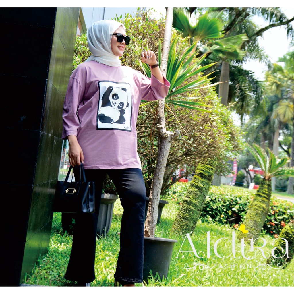 Aldira Ootd Kaos Oversize Hijab / Baju Oversize Wanita Hijab / Style Baju Oversize Wanita / Outfit Kaos Oversize / Kaos Oversize Wanita Hijab / Baju Lebaran 2022 Wanita / Baju Atasan Wanita Terbaru 2021 / Kaos Lengan Panjang Wanita / Baju Wanita / Kaos-1