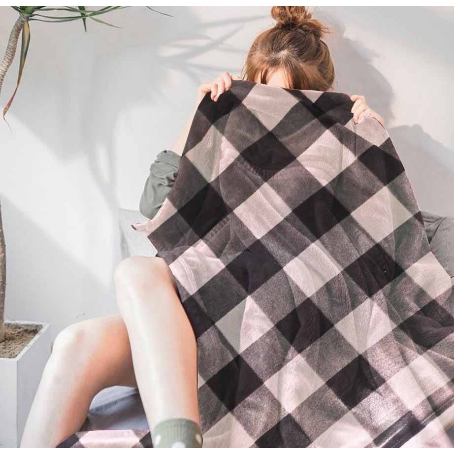 Selimut TRAVELLING Fanel Super Hangat uk 140x180 Motif kotak