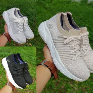 skechers meridian on the rise