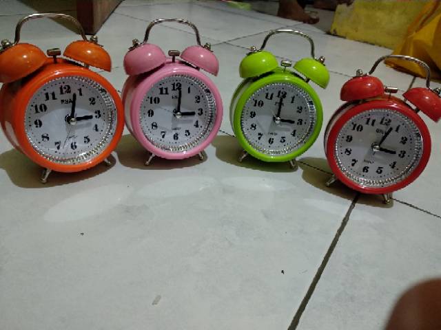 Jam Beker Alarm Bunyi Kring Nyaring Diameter 10cm