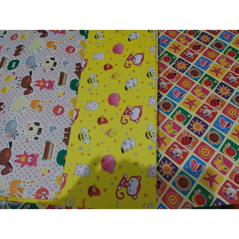 

Kertas Kaca/ Plastik Parcel, Kertas Kado, Kertas Emas, Kertas Crepe, Kertas Coklat