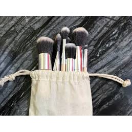 [COD] 11pcs Kabuki Wooden Brush | Kuas Make Up Gagang Kayu Bulu Super Lembut dengan Pouch Lucu